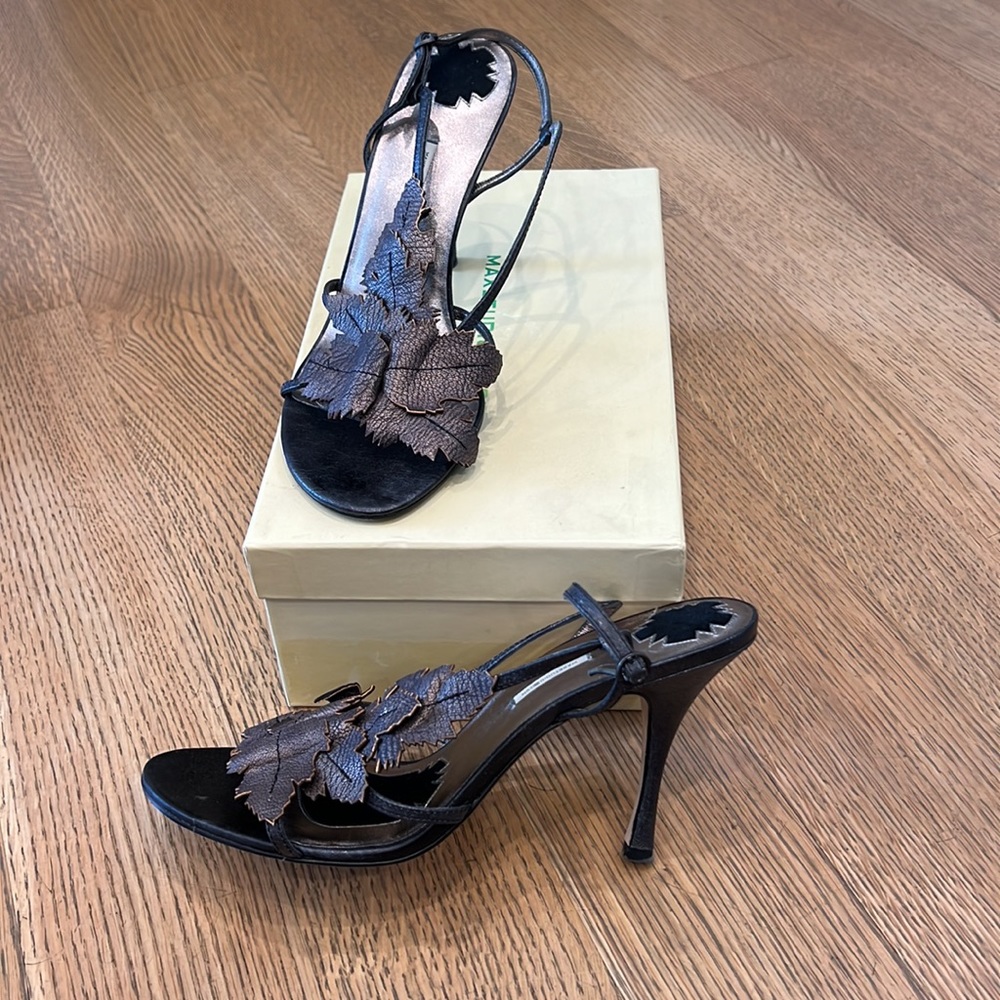 Beautiful Max Studio strappy heels with leaf details.
